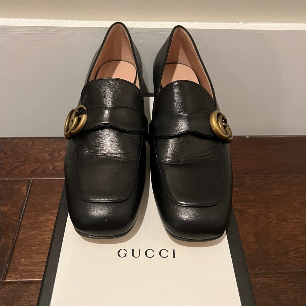 Gucci leather black loafers; size 38.5